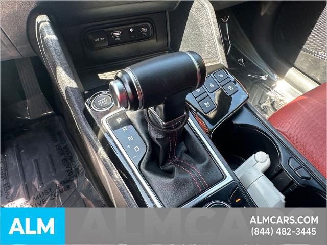 Used 2023 Wolf Gray Kia  image 35