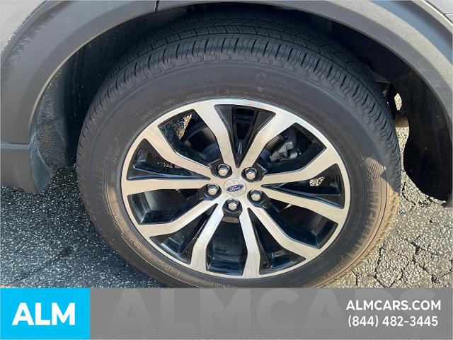 Used 2025 Gray Metallic Ford  image 24