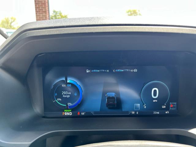 2025 Ford F-150 Lightning Flash - Photo 46