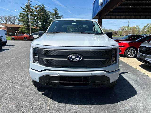 2025 Ford F-150 Lightning Flash - Photo 27