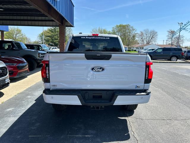 2025 Ford F-150 Lightning Flash - Photo 33