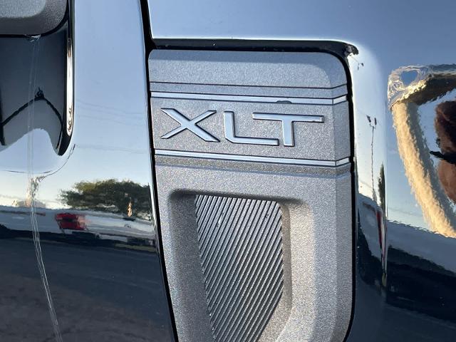 New 2025 Shadow Black Ford XLT image 34
