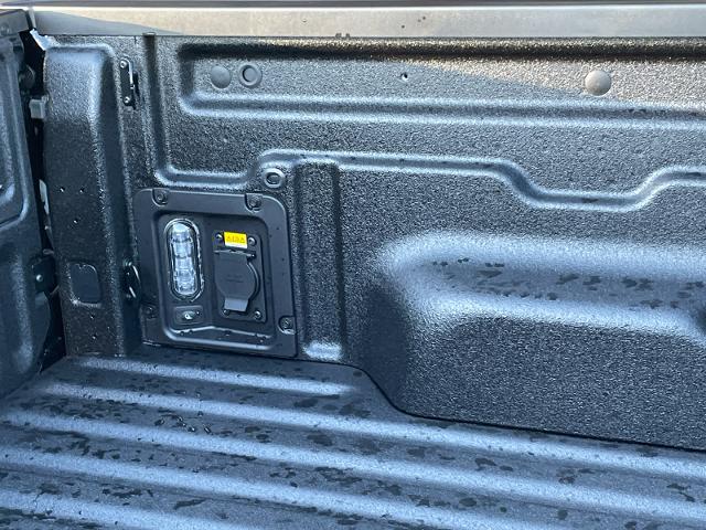New 2025 Shadow Black Ford XLT image 35