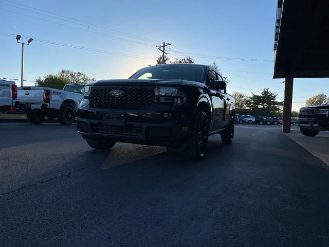New 2025 Shadow Black Ford XLT image 46