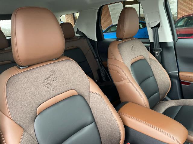 New 2026 Velocity Blue Metallic Ford Outer Banks® image 34