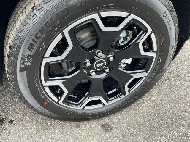 New 2026 Velocity Blue Metallic Ford Outer Banks® image 26