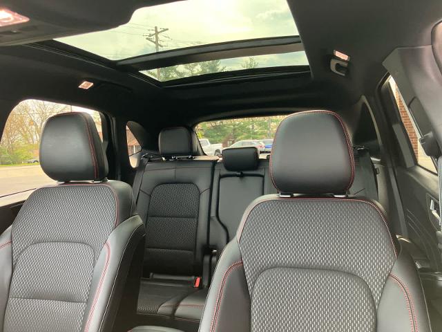 New 2026 Carbonized Gray Metallic Ford ST-Line image 37