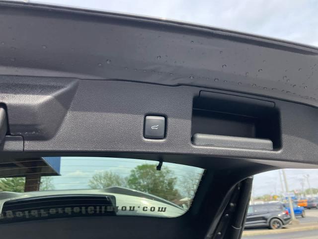 New 2026 Carbonized Gray Metallic Ford ST-Line image 45
