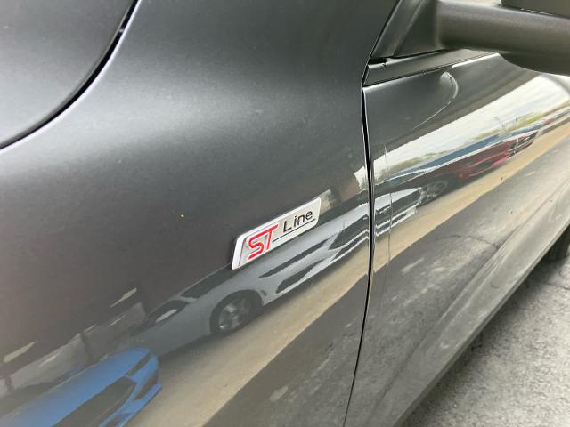 New 2026 Carbonized Gray Metallic Ford ST-Line image 32