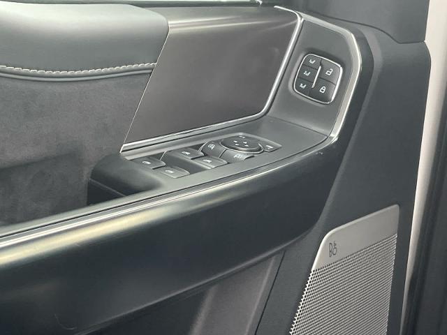 New 2026 Star White Metallic Tri-Coat Ford Platinum® image 36