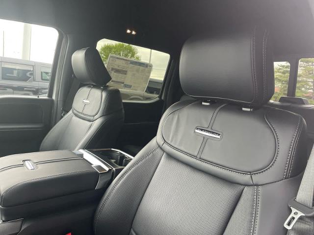 New 2026 Star White Metallic Tri-Coat Ford Platinum® image 38