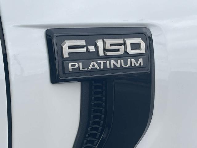 New 2026 Star White Metallic Tri-Coat Ford Platinum® image 32