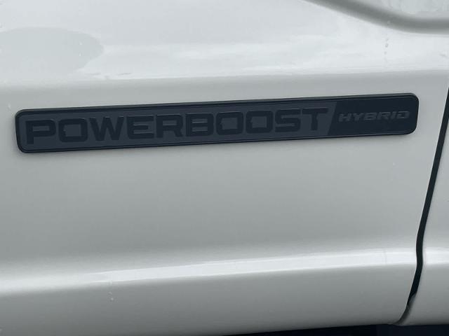 New 2026 Star White Metallic Tri-Coat Ford Platinum® image 33