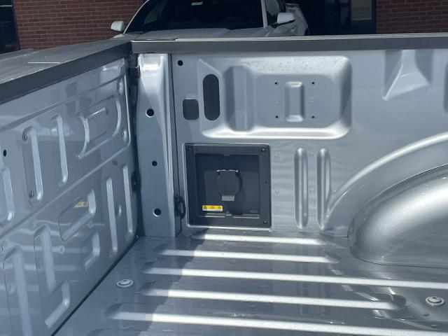 New 2026 Iconic Silver Metallic Ford XLT image 32