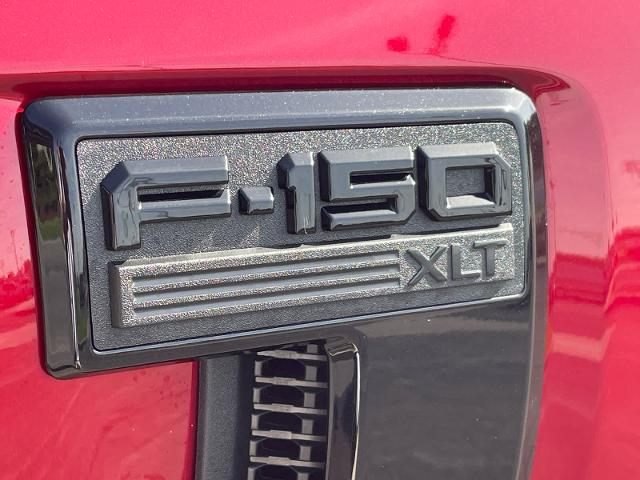 New 2026 Ruby Red Metallic Tinted Clearcoat Ford XLT image 33