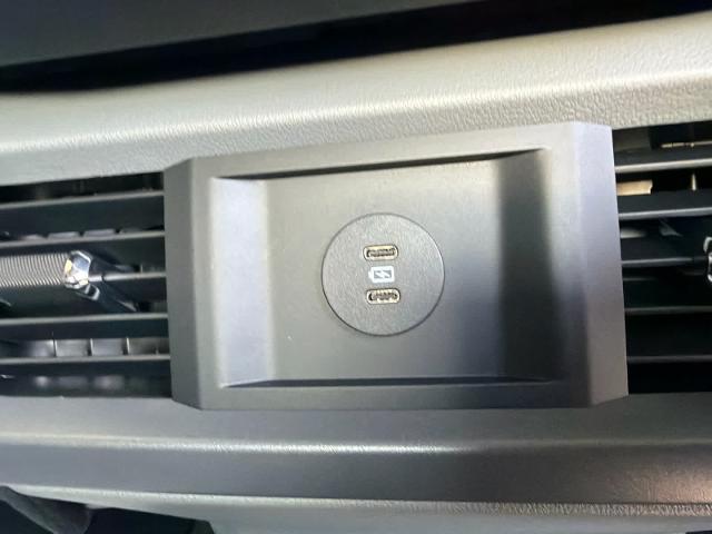 New 2026 Carbonized Gray Metallic Ford XLT image 33