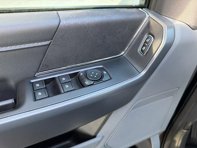 New 2026 Carbonized Gray Metallic Ford XLT image 34