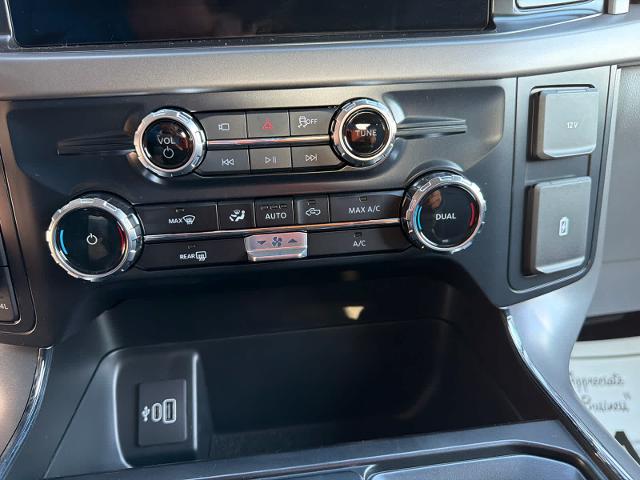 New 2026 Carbonized Gray Metallic Ford XLT image 39