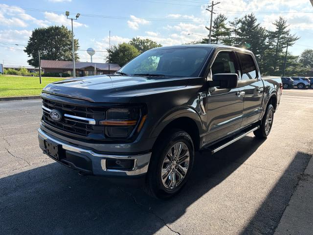 New 2026 Carbonized Gray Metallic Ford XLT image 24