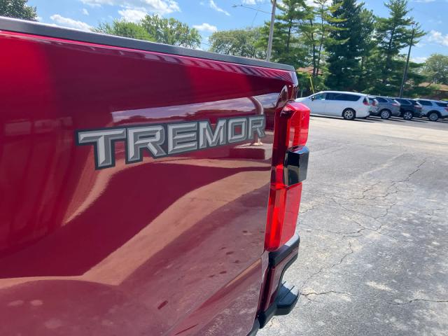 New 2026 Ruby Red Metallic Tinted Clearcoat Ford F-250® Lariat® image 42