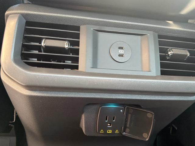 New 2026 Oxford White Ford XLT image 27