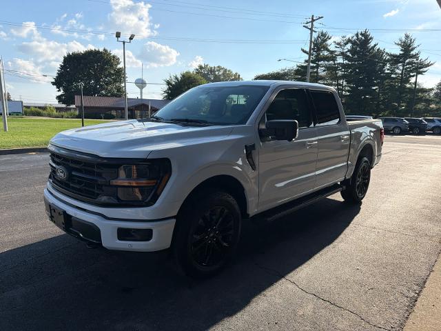 New 2026 Oxford White Ford XLT image 18