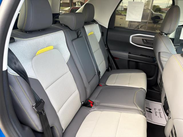 New 2026 Velocity Blue Metallic Ford Badlands® image 28
