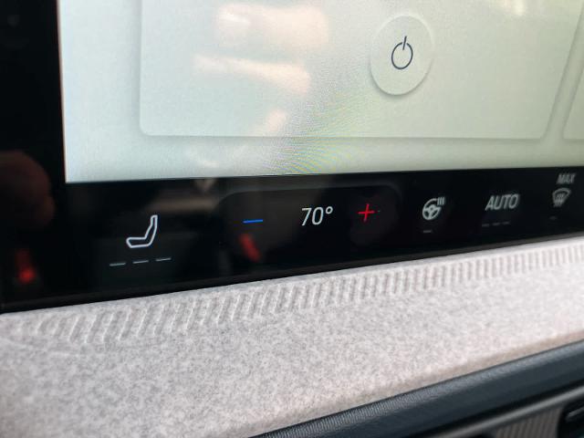 New 2026 Oxford White Ford XLT image 43