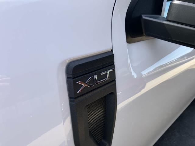 New 2026 Oxford White Ford XLT image 34