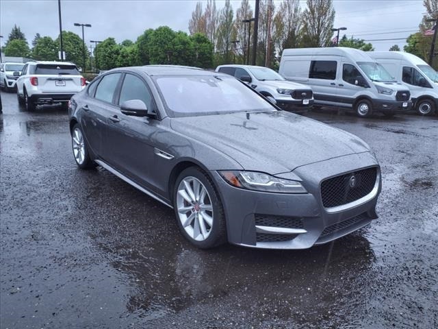 2017 Jaguar XF