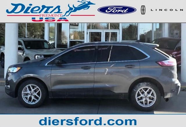 2021 Ford Edge