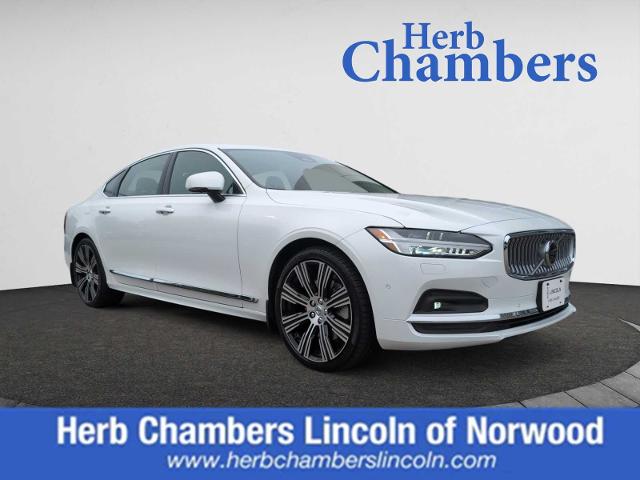 2022 Volvo S90