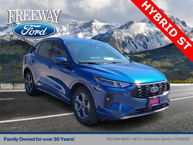 2023 Ford Escape Hybrid ST-Line Select