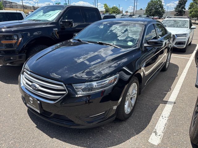 2016 Ford Taurus