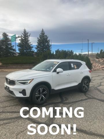 2024 Volvo XC40