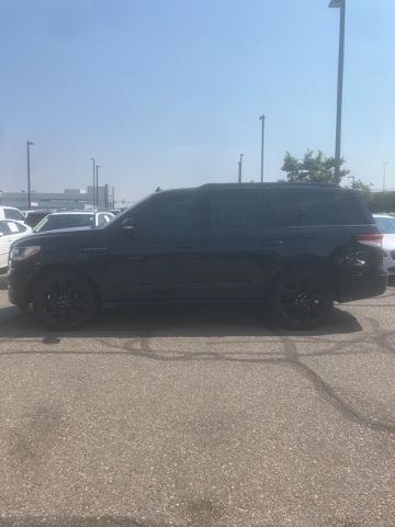 2022 Lincoln Navigator