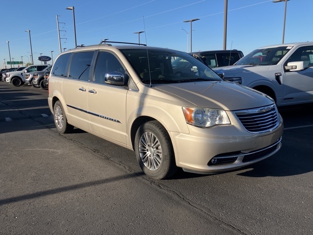 2013 Chrysler Town & Country
