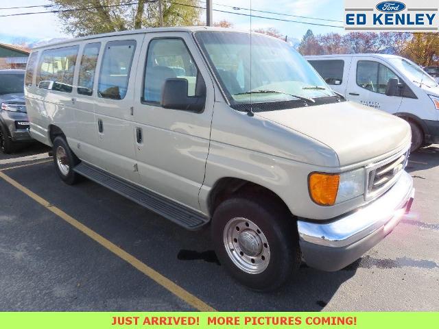 2006 Ford Econoline Wagon