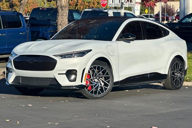 2022 Ford Mustang Mach-e