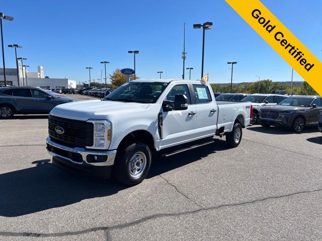 2024 Ford F-250 Super Duty XL's photo