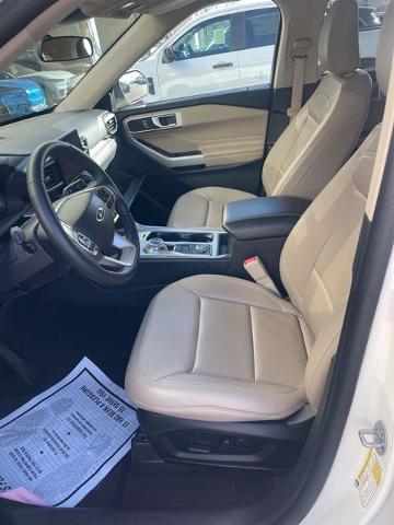 2024 Ford Explorer XLT's photo