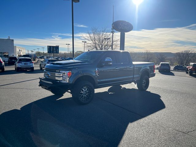 2019 Ford F-250 Platinum 4x4 Crew Cab 8' Box's photo