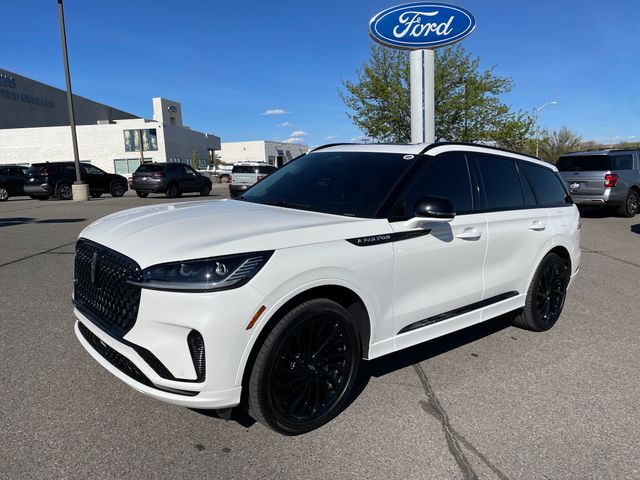 2025 Lincoln Aviator Reserve AWD's photo
