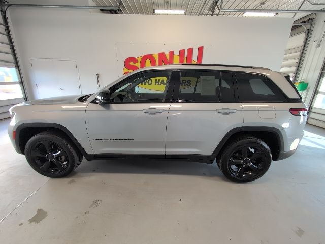 Used 2023 Jeep Grand Cherokee Altitude with VIN 1C4RJHAG8P8871271 for sale in Two Harbors, Minnesota