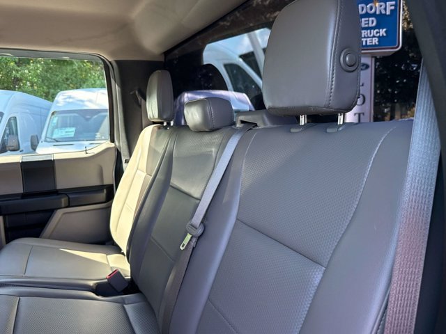 2018 Ford F-450 Super Duty XL - Photo 26