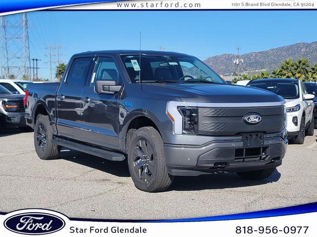 2025 Ford F-150 Lightning Flash