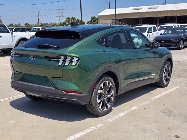 2026 Ford Mustang Mach-E photo 4