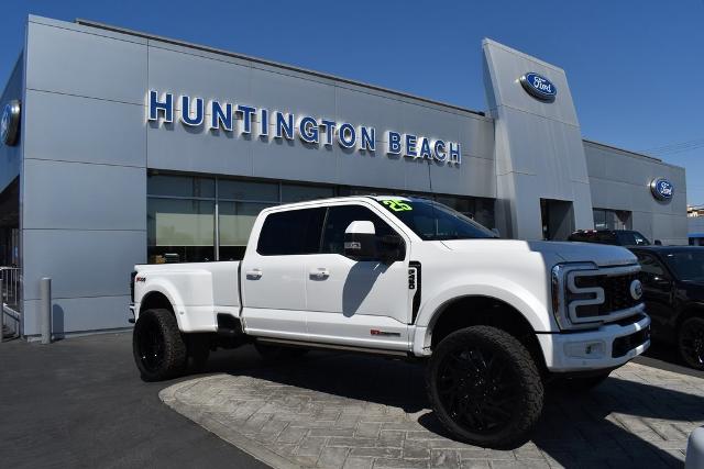 2025 Ford Super Duty F-450 Drw