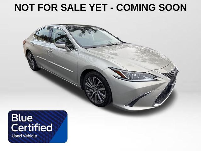 2019 Lexus ES