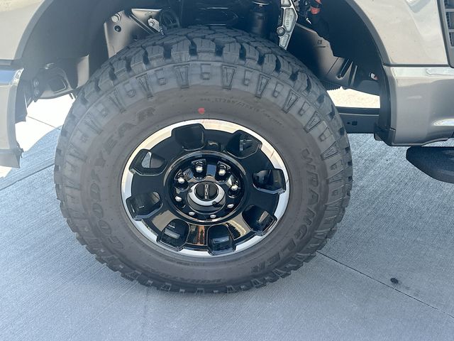 New 2026 Carbonized Gray Metallic Ford Lariat image 67
